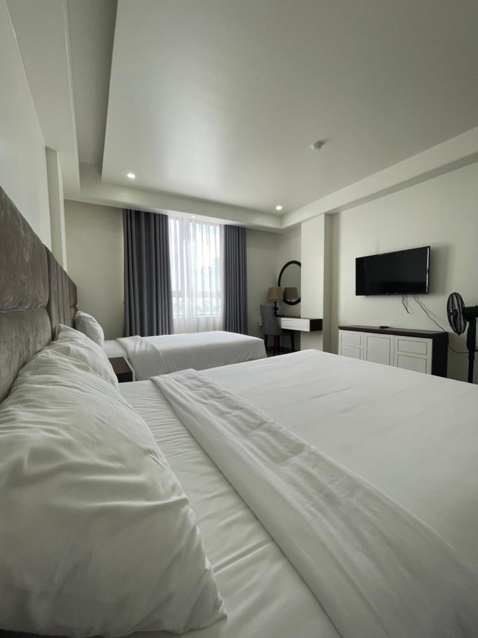 Lotus Hotel & Apartment Hai Phong Exterior photo